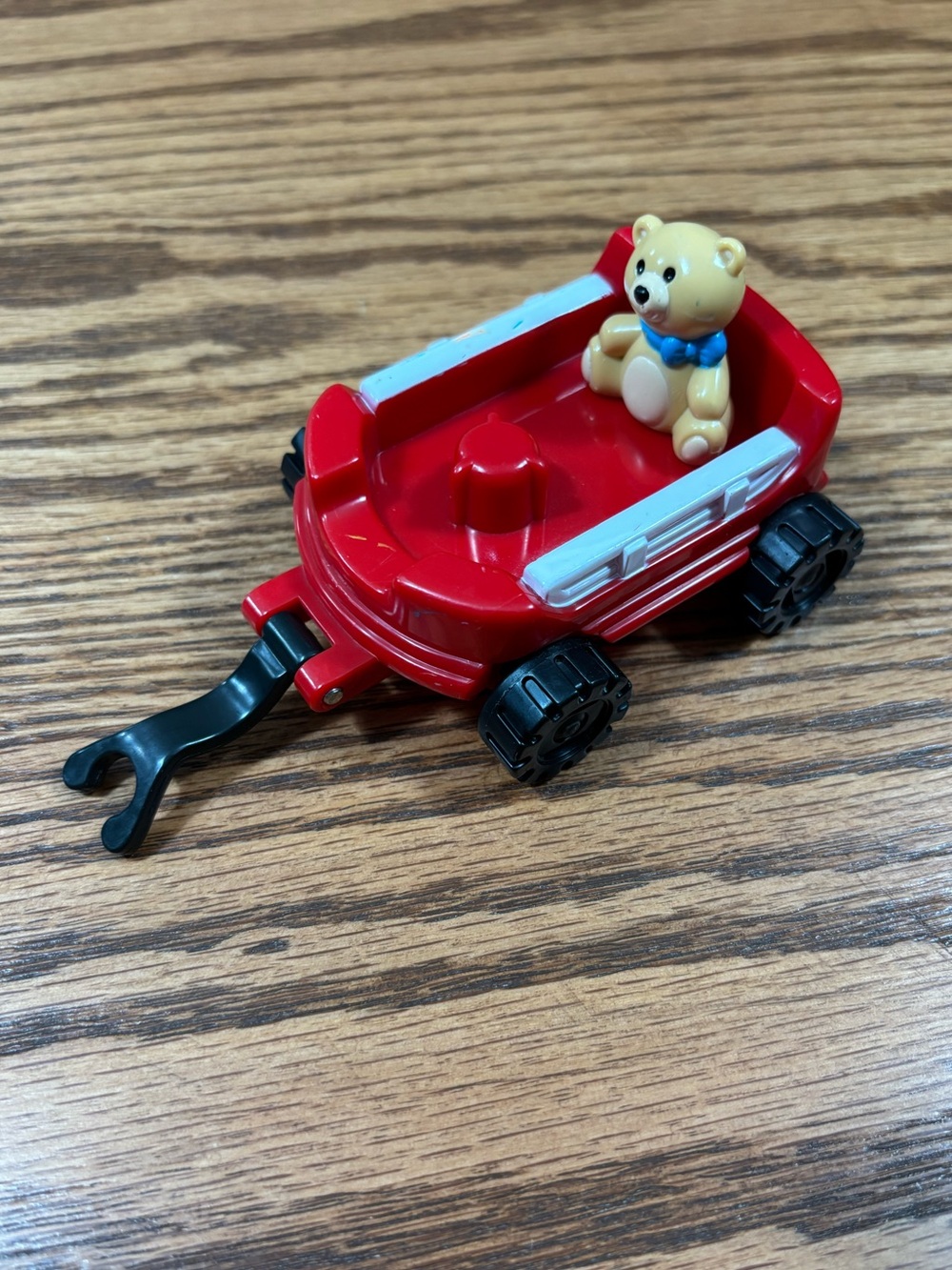 Vintage Fisher Price Little People Red Wagon with Teddy Bear 2001 Mattel